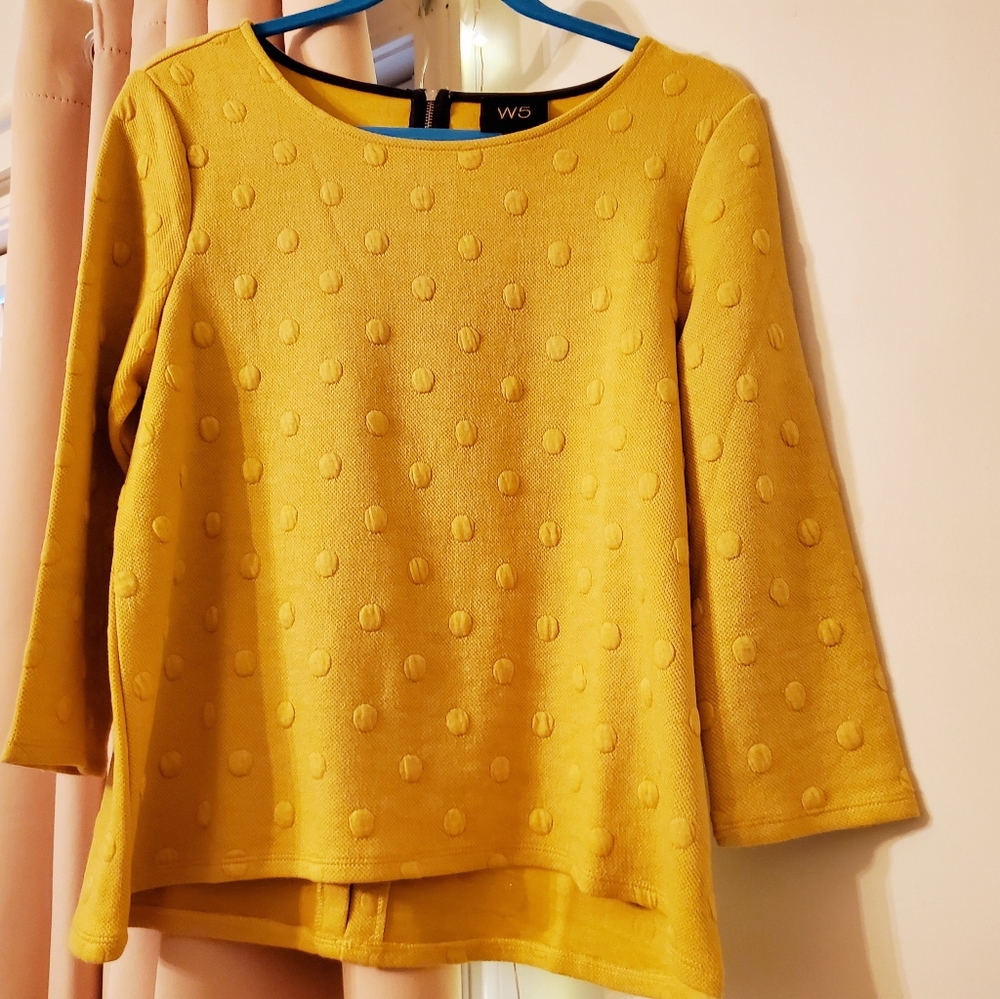 Yellow top
